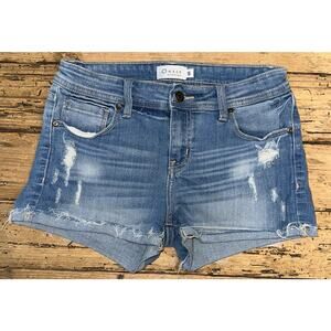Oasis By Eunina Womens Light Denim Distressed Cuffed Jean Shorts Size S NWOT